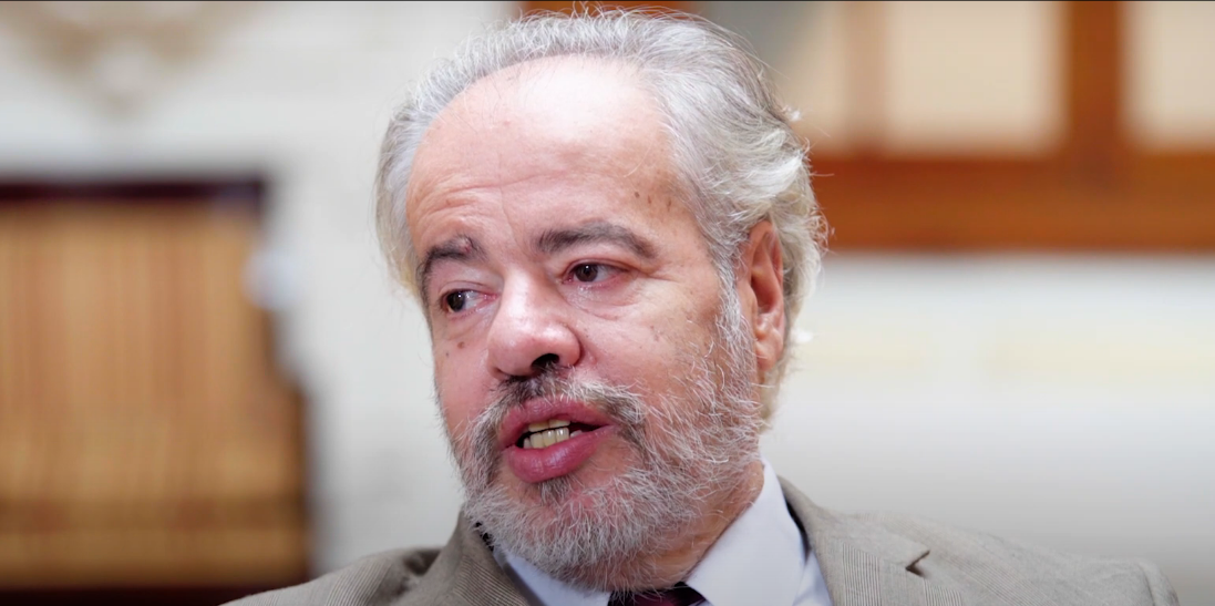 Paulo de Jolly “Estaba todo el día metido en la poesía” por Centro